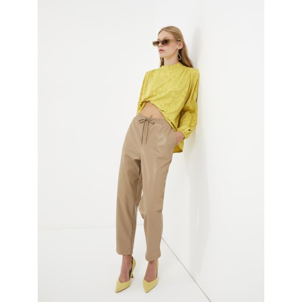 Elastic Waist Regular Faux Leather Women's Trousers