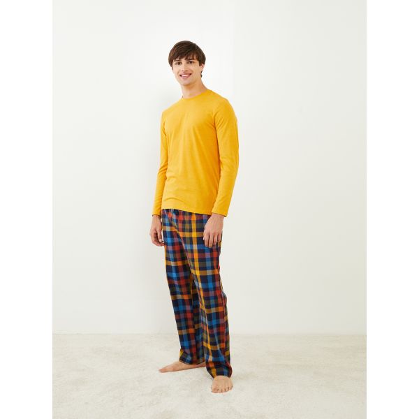 Standard Fit Men's Pajama Set